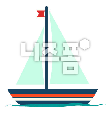 바다위의요트 이미지 미리보기