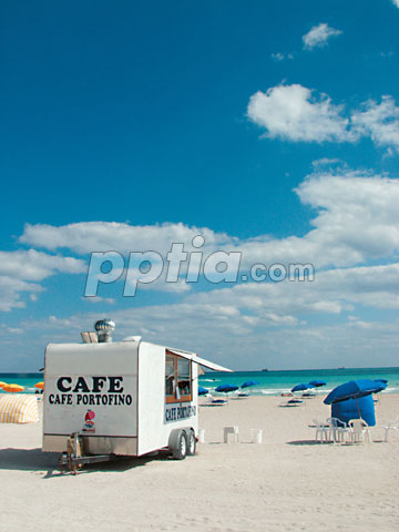 이동식 커피판매차량과 해변 이미지 미리보기