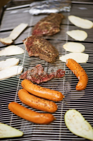 소시지와 소고기 이미지 미리보기