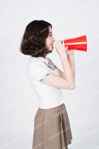 확성기 들고 있는 여학생 이미지 미리보기