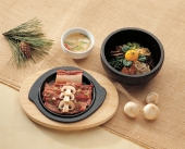 비빔밥과 고기 템플릿