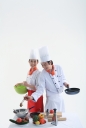 요리하는 남성과 여성 요리사 일러스트/이미지